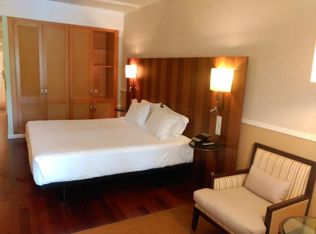 Hotel Nuevo Portil Golf 4*