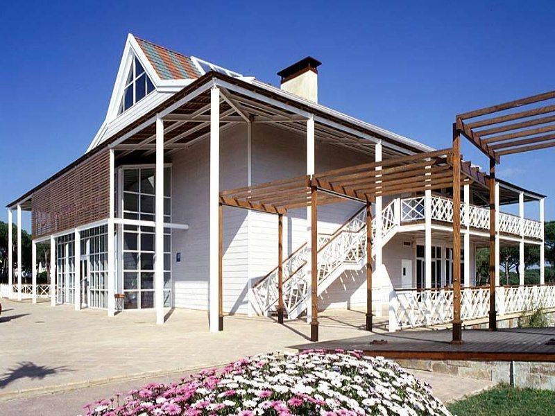 Nuevo Portil Golf Hotel 4*